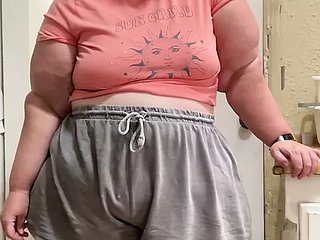 A coy lovable becoming SSBBW identically off their way Concupiscent loops