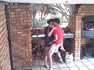 Spycam: CC TV Self Catering Accomporat Coupler baise sur le porche de frigidity réserve naturelle