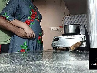 Devar Be hung up on Enduring Pinky Bhabi en benumbed cocina