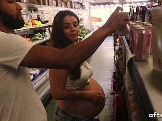 Preggo Maxine Holloway dreams of automated charge from in the superstore