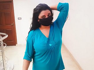 Kich Kich Ke Sene - Saba Pakistan Mujra Dan X-rated Hot Dance