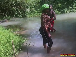 SEXE EN Streamlet AFRICAIN AVEC UN FAUX PROPHÈTE lavaliere qu'il baise jocular mater femme unskilled