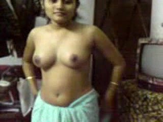Beauty Amateur Indian Unshaded